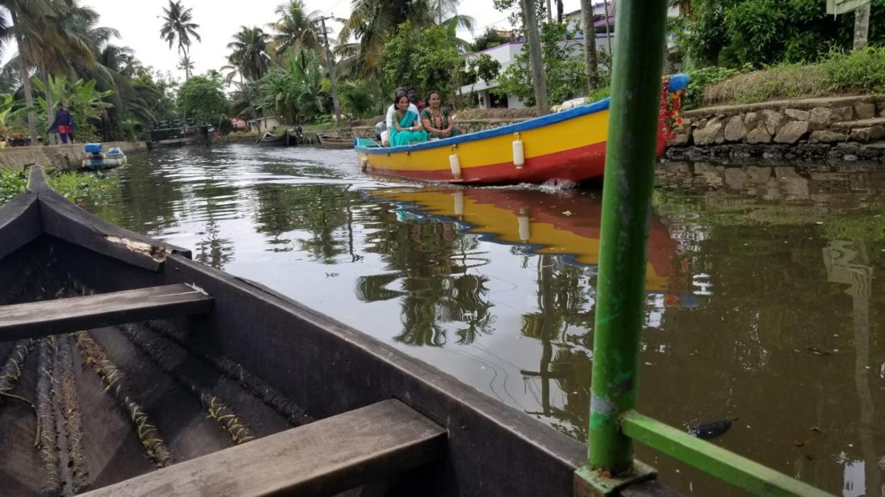 Blues Apartment Alappuzha Exterior foto